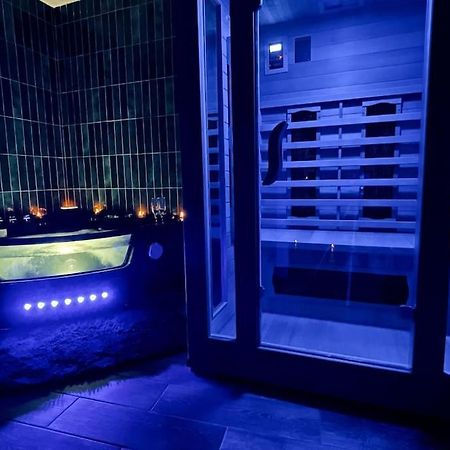 Love Room L' Orientale / Jacuzzi / Sauna Chateau-Landon 外观 照片